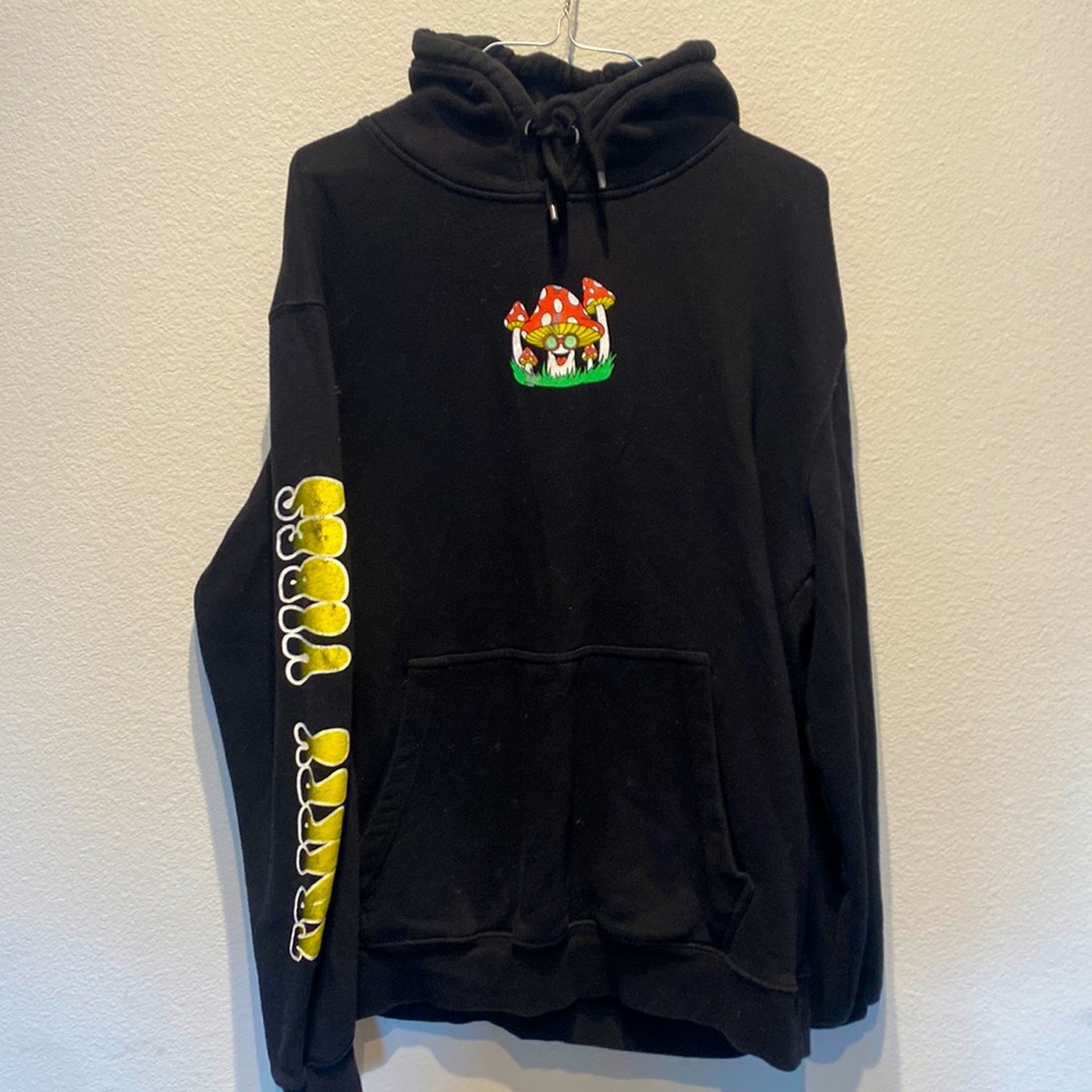 M | Trippy Vibes- Happy Times | Hoodie
